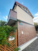 RIVER SIDE MOON HONDENの外観