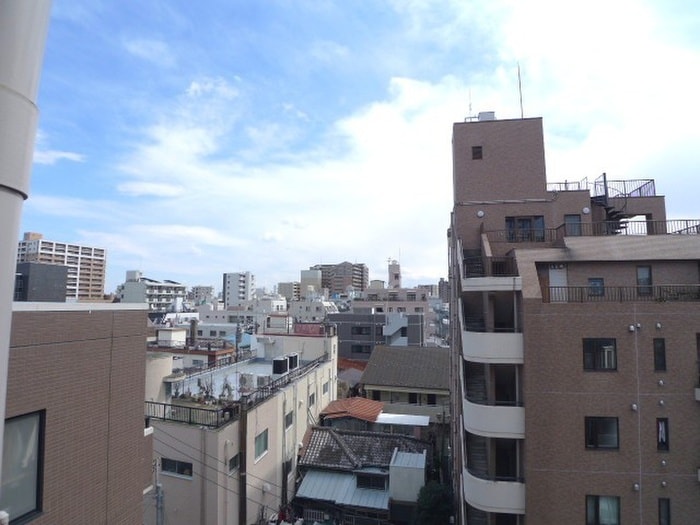 室内からの展望 シャト－ル北浦和