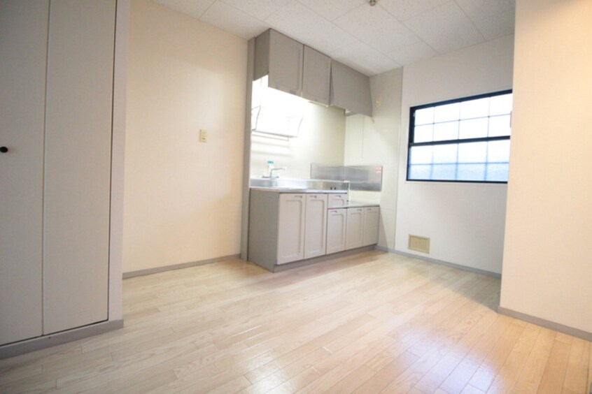 居室 クレ－ルハイツ