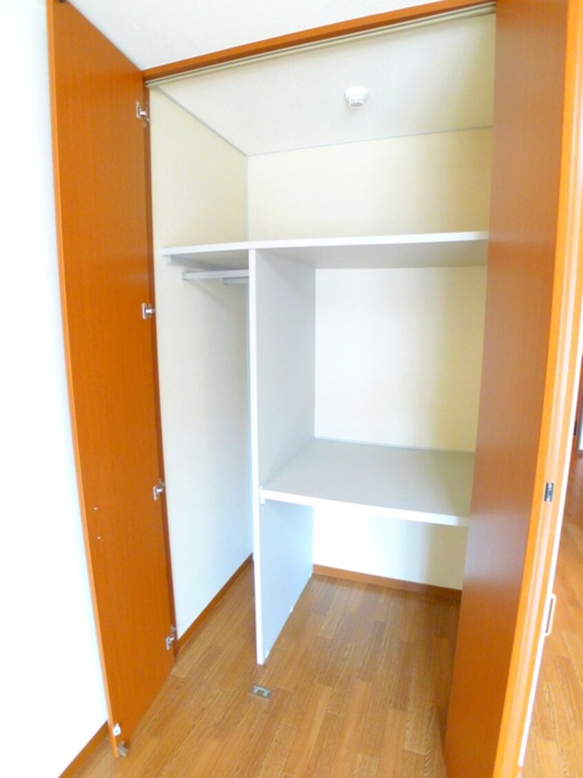 収納 サンフラワ－北原