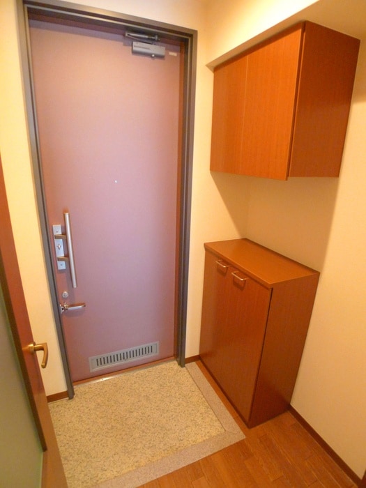 玄関 サンフラワ－北原