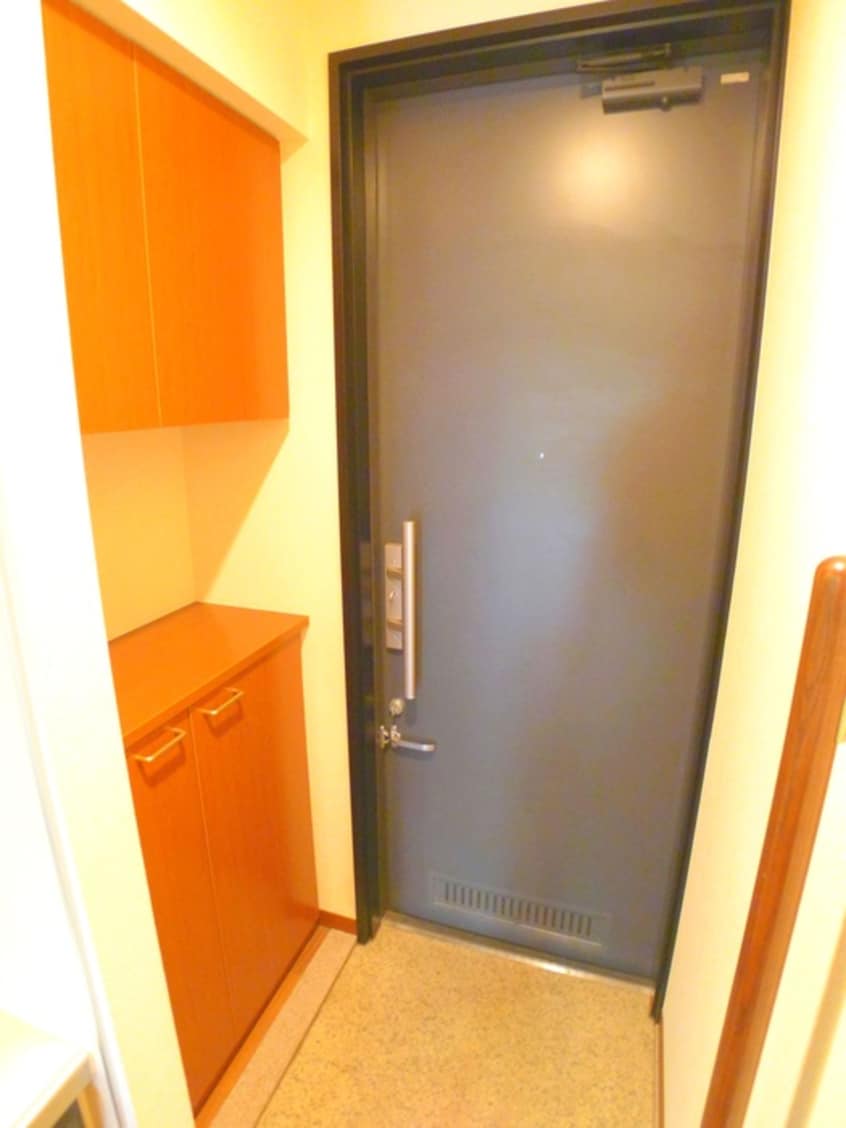 玄関 サンフラワ－北原