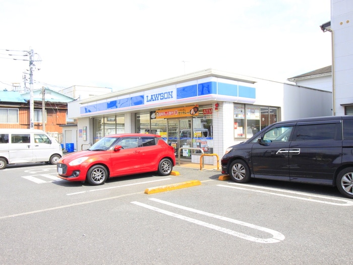 ローソン(コンビニ)まで200m Ｒｉｖｅｒ Ｖｉｌｌａｇｅ 鴻巣