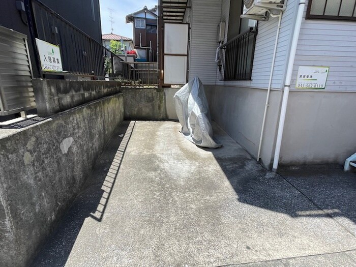 バイク置き場 日吉Mコーポ