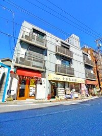 パサニア