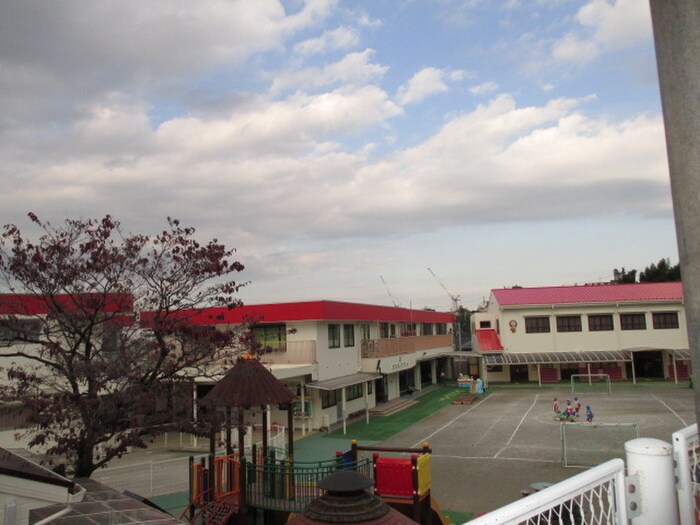 たちばな幼稚園(幼稚園/保育園)まで433m グリ－ンパ－クシボクチ