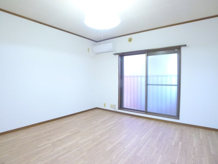 室内からの展望 タンジ－ハット