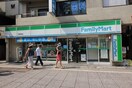 ファミリーマート戸越銀座駅前店(コンビニ)まで197m ユアハウス戸越銀座