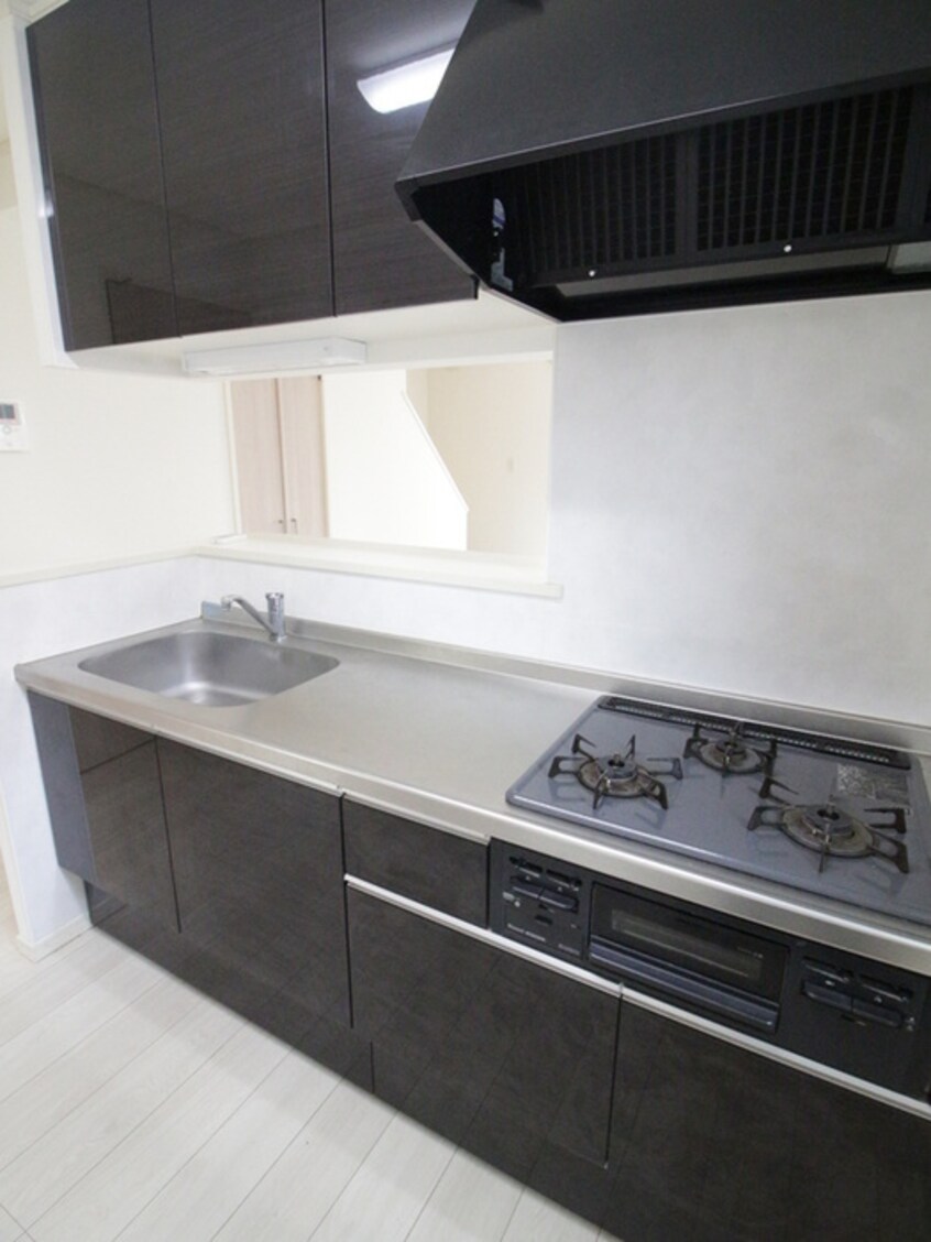 キッチン Ａｕｂｅｒｇｅ壱番館