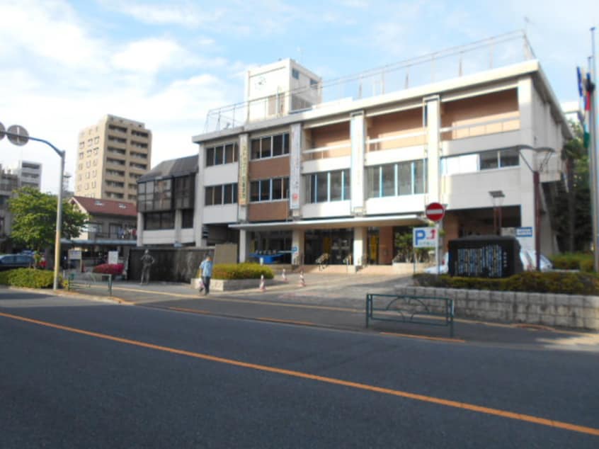 府中市役所(役所)まで250m 金龍堂ビル