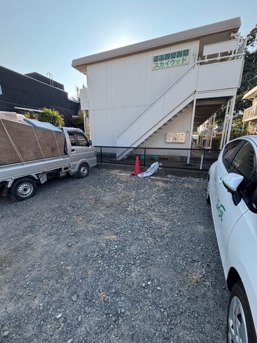 駐車場 スカイウッドＢ