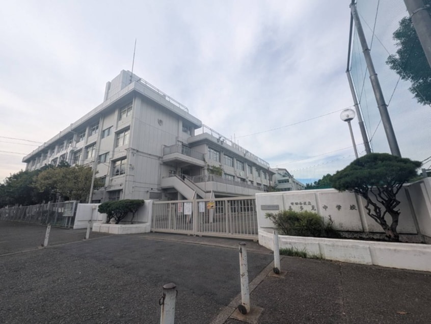 世田谷区立喜多見中学校(中学校/中等教育学校)まで350m スカイウッドＢ