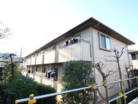 ラ・コリ－ナ(1－7号室)