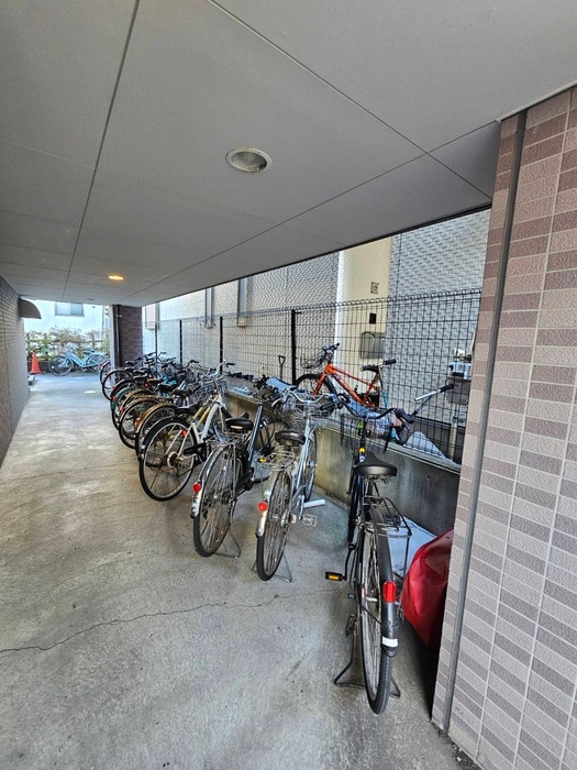 駐輪場 PARC VERL 上井草