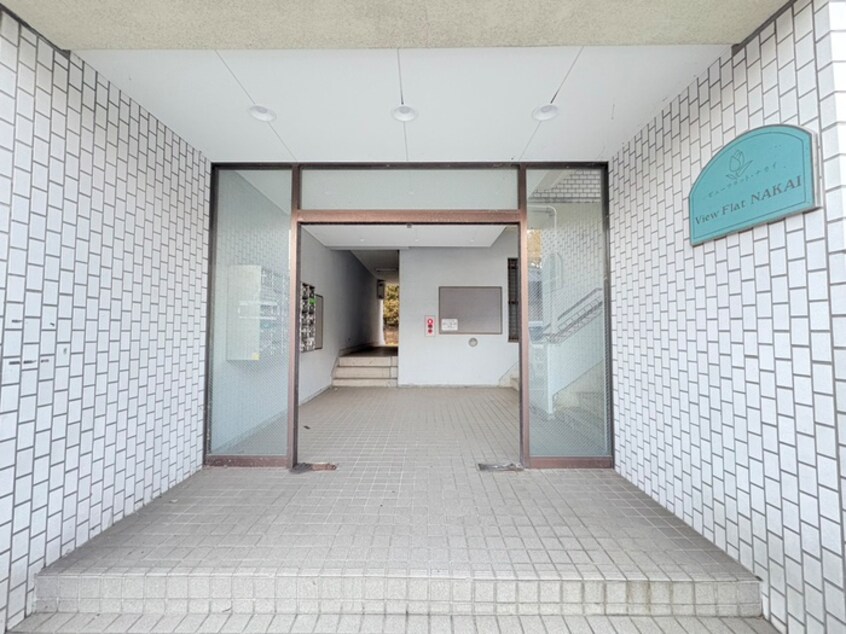 エントランス部分 ビュ－フラット・ナカイ