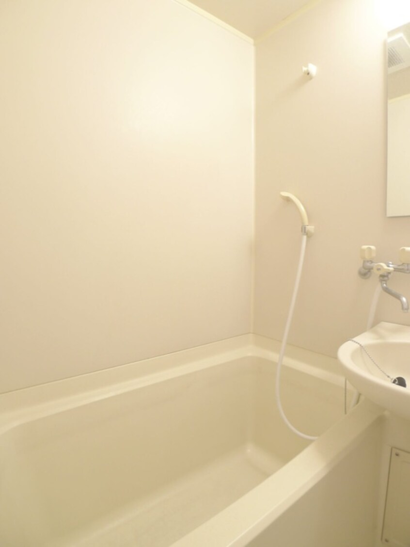 バス／シャワールーム等 第２ヨシヤマンション