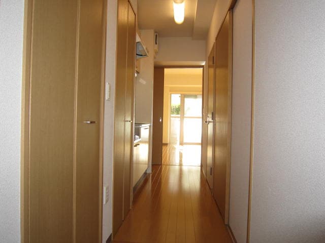 廊下 ベルヴィル芦花恒春