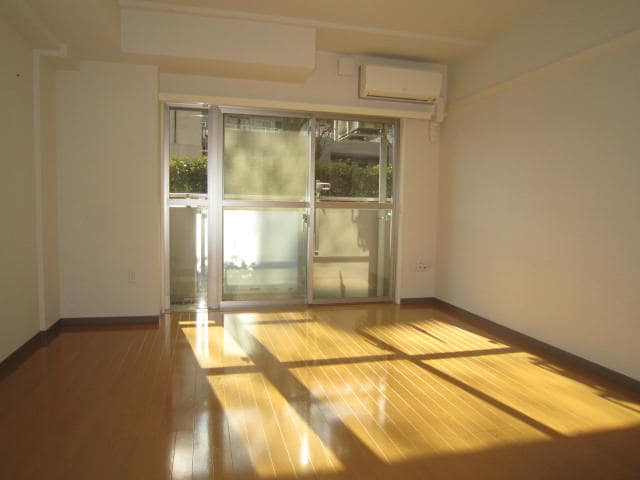 居室 ベルヴィル芦花恒春