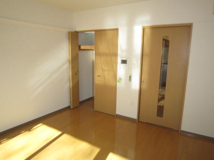 収納 ベルヴィル芦花恒春