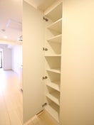 靴箱 ﾊｰﾓﾆｰﾚｼﾞﾃﾞﾝｽﾊﾟﾚｽﾌﾛﾝﾄ