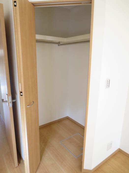 収納 エクセレント玉川学園