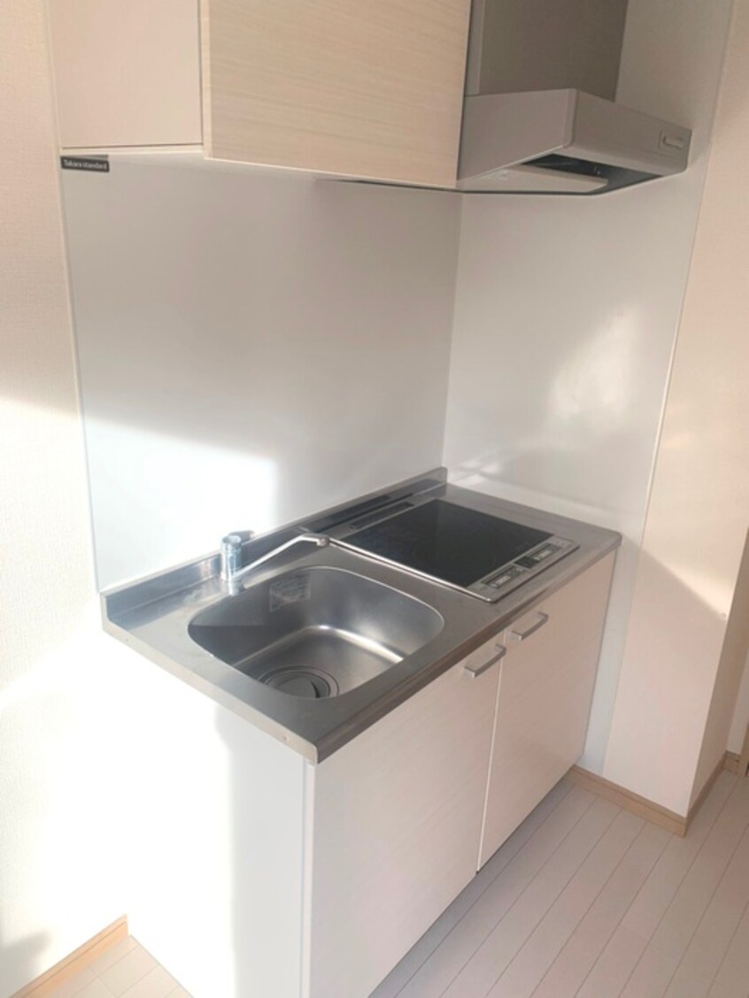 キッチン コーラルリーフ杉田