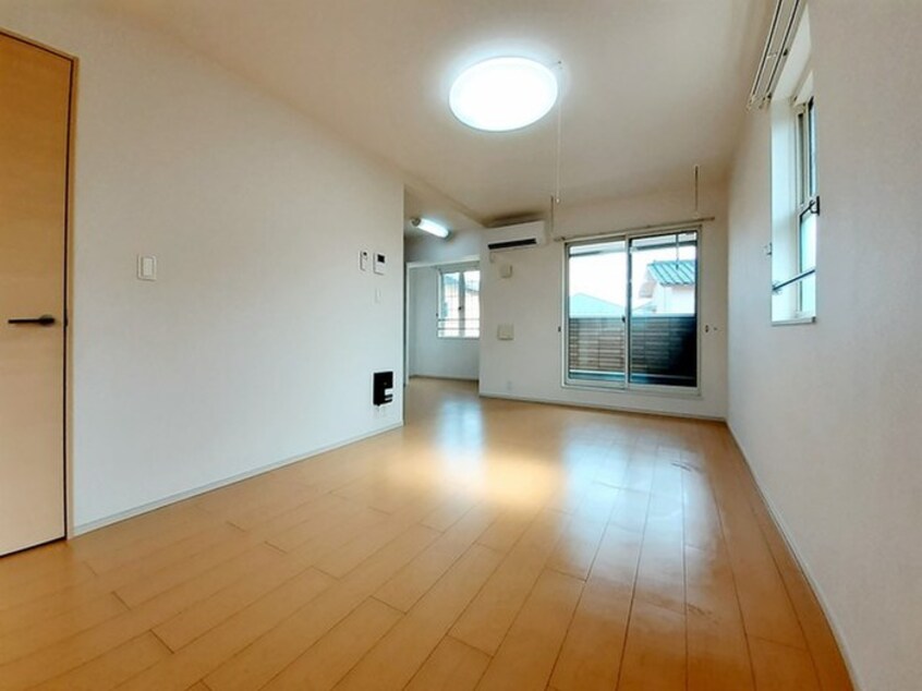 居室 ベルカ－サ