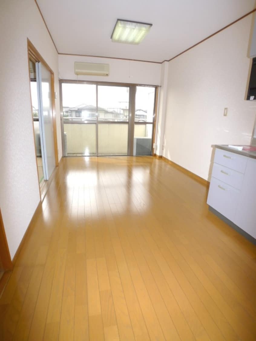 居室 フカイマンション