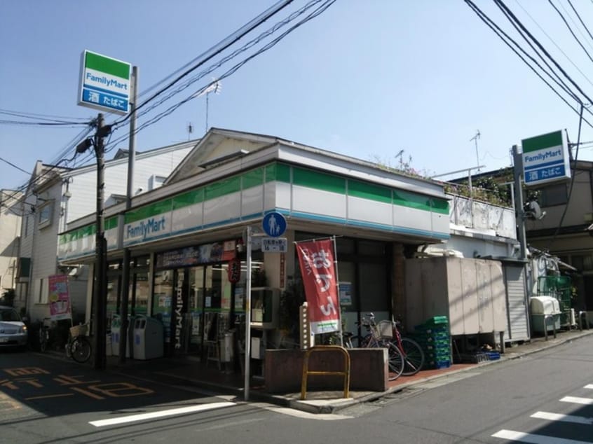 ファミリーマート 方南一丁目店(コンビニ)まで256m ラクラス中野南台