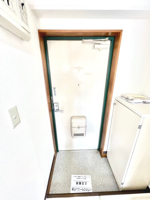 玄関 SKKビル