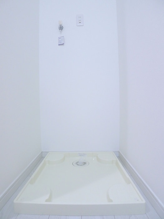 洗濯機置場 Ｌｅｏｎｉｓ