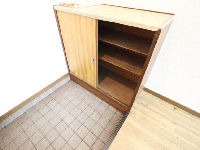 靴箱 石田コーポラス