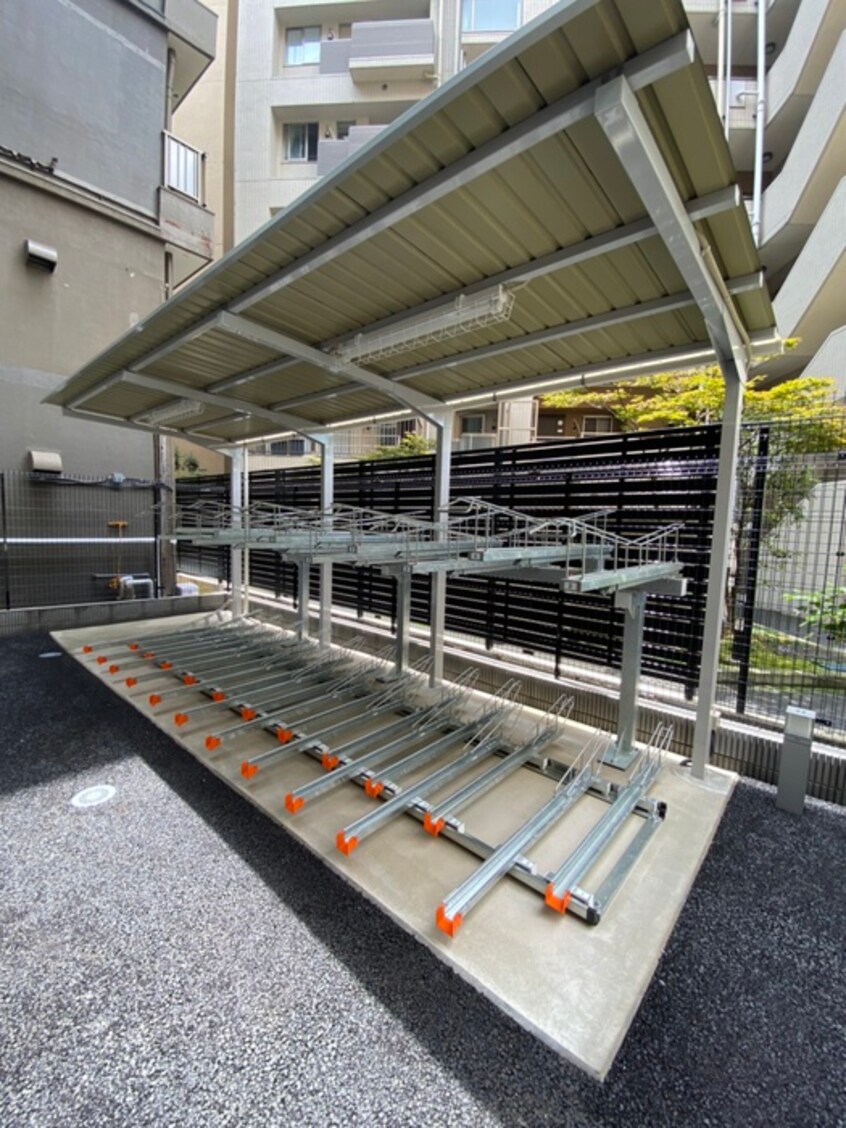 駐輪場 プライマル巣鴨
