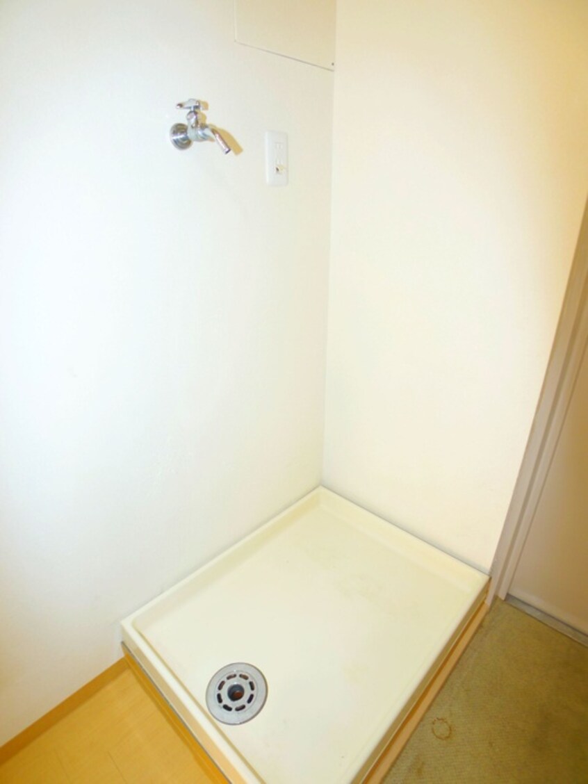 洗濯機置場 ウボ－ヌンク石橋