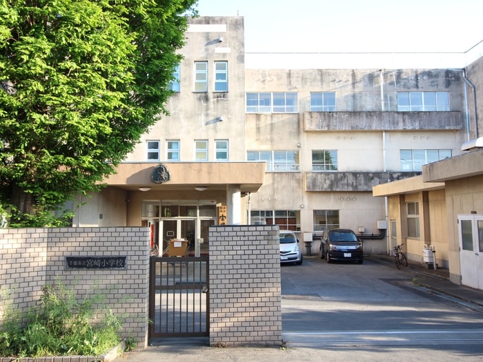 宮崎小学校(幼稚園/保育園)まで130m ウボ－ヌンク石橋