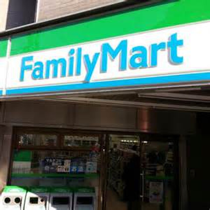 ファミリーマート横浜浜松町店(コンビニ)まで183m La Luce西横浜