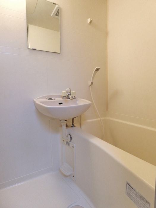 バス／シャワールーム等 レッツホームズ