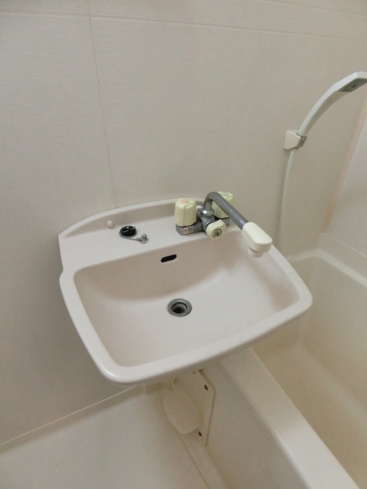 収納 レッツホームズ