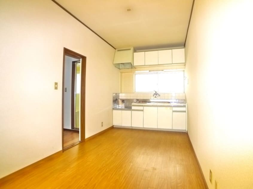 居室 五香メゾネット