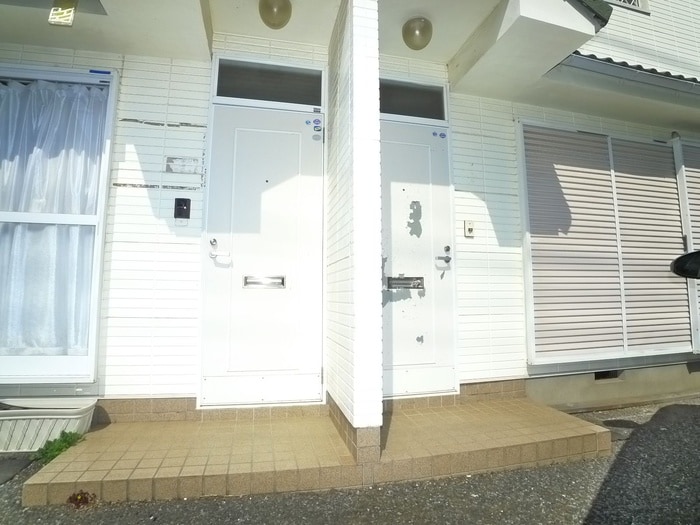 エントランス部分 五香メゾネット