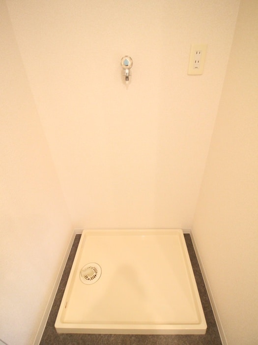 洗濯機置場 ﾊﾟ-ｸﾀﾜ-芝浦ﾍﾞｨﾜ-ﾄﾞ･ｱ-ﾊﾞﾝｳｨﾝｸﾞ