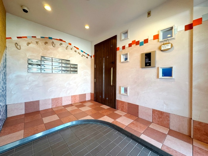 エントランス部分 CASA　CALIENTE　ENOSHIMA