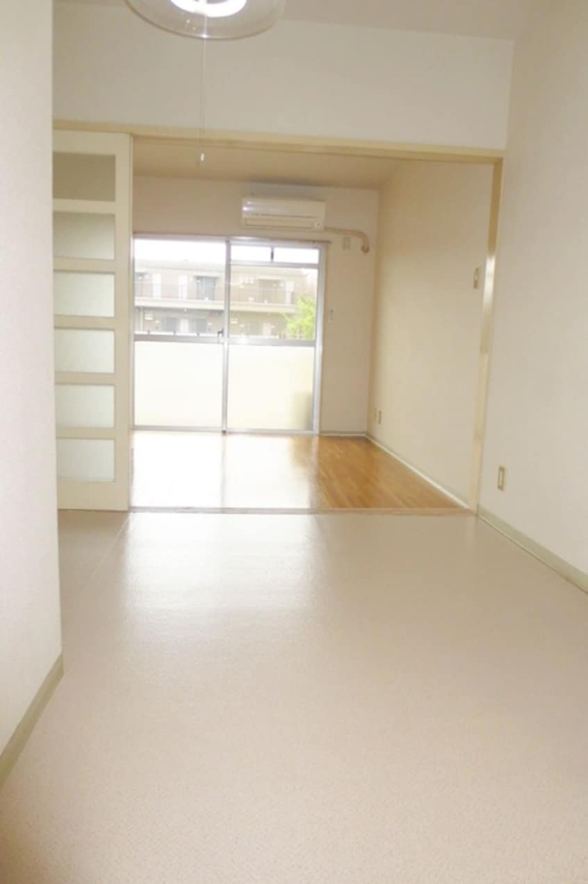 居室 光生ハイツ