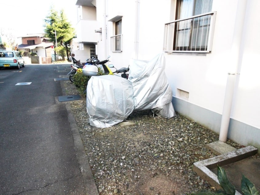 バイク置き場 東芝杉田コーポ４号棟（433）