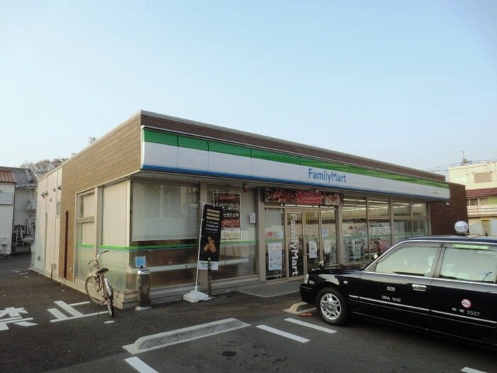 ファミリーマート(コンビニ)まで293m フォレノワール