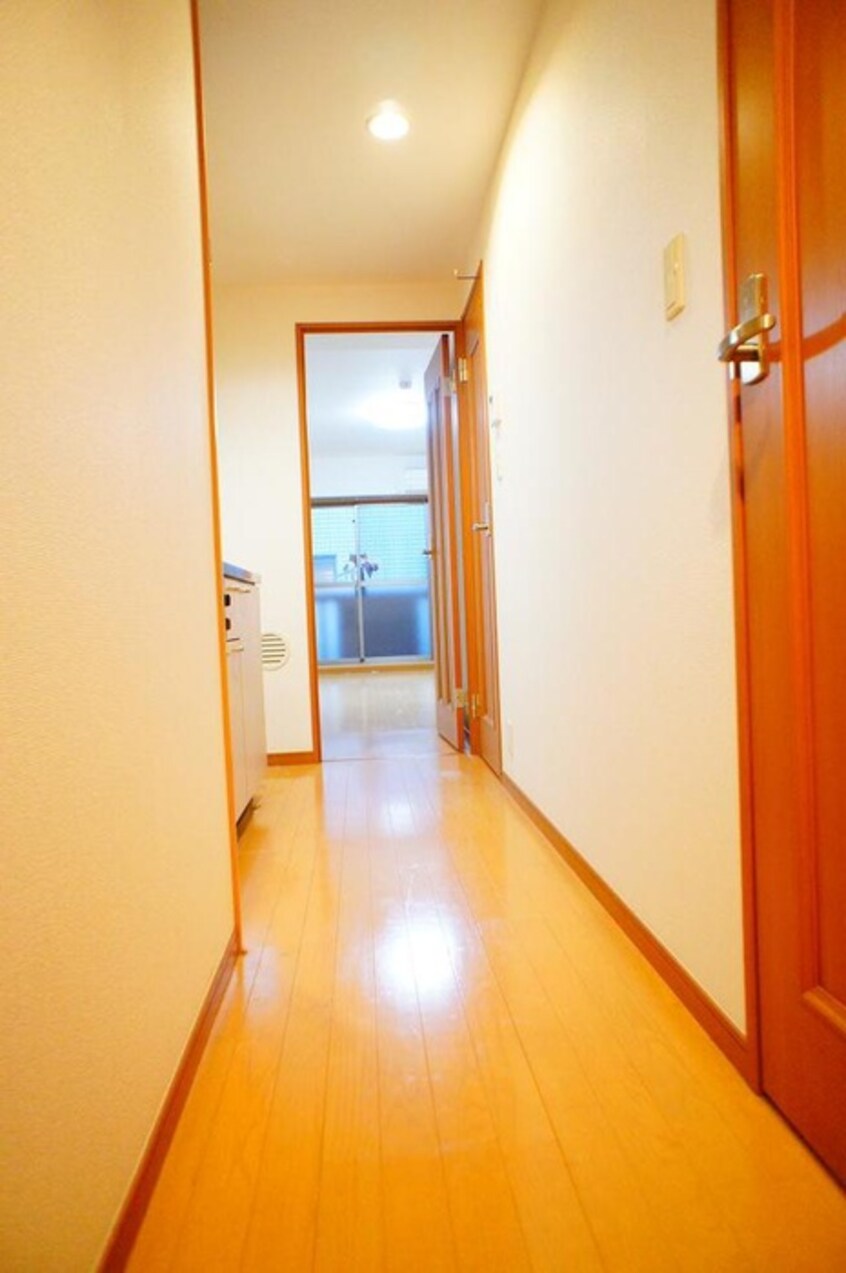 玄関 メゾン・ソレイユ