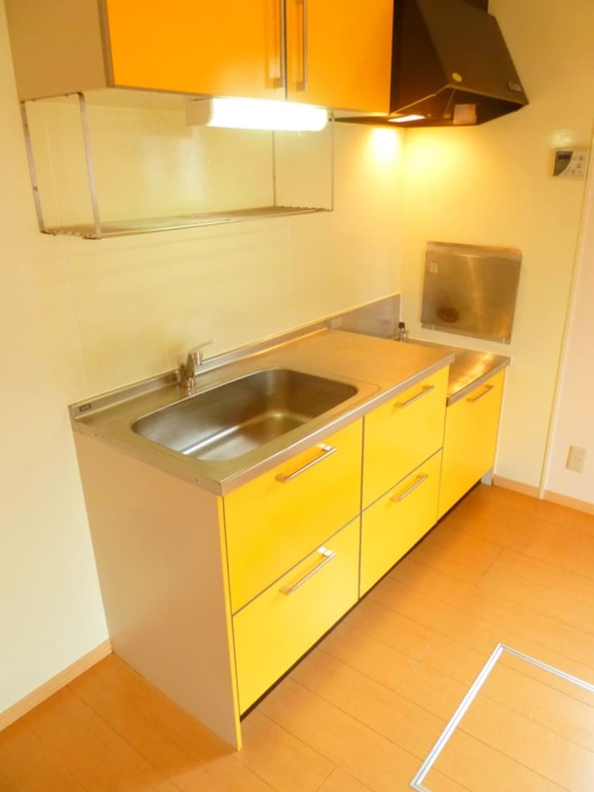 キッチン タウンハウス　セリージュ　Ａ