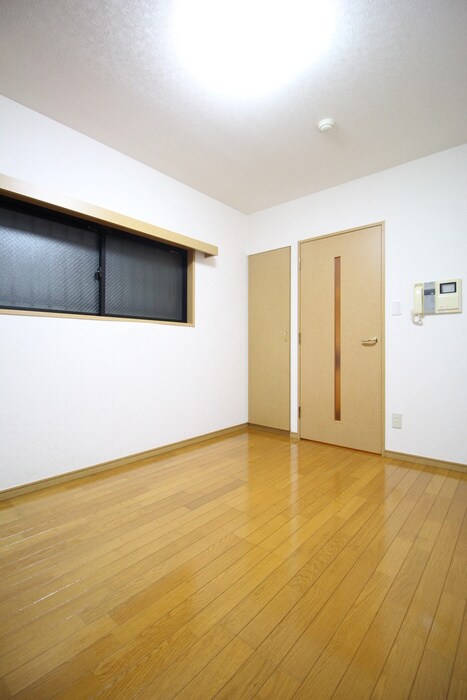 室内からの展望 ルーブル新宿西落合参番館(103)