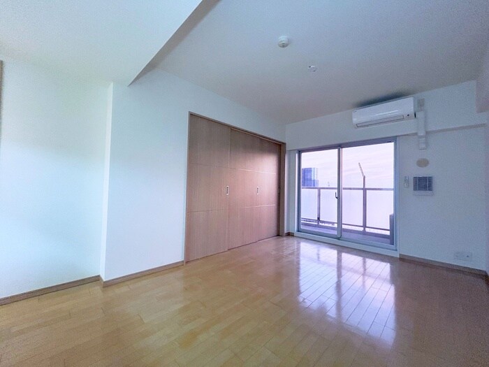 居室 ｴｺﾛｼﾞ-千葉みなとﾚｼﾞﾃﾞﾝｽ