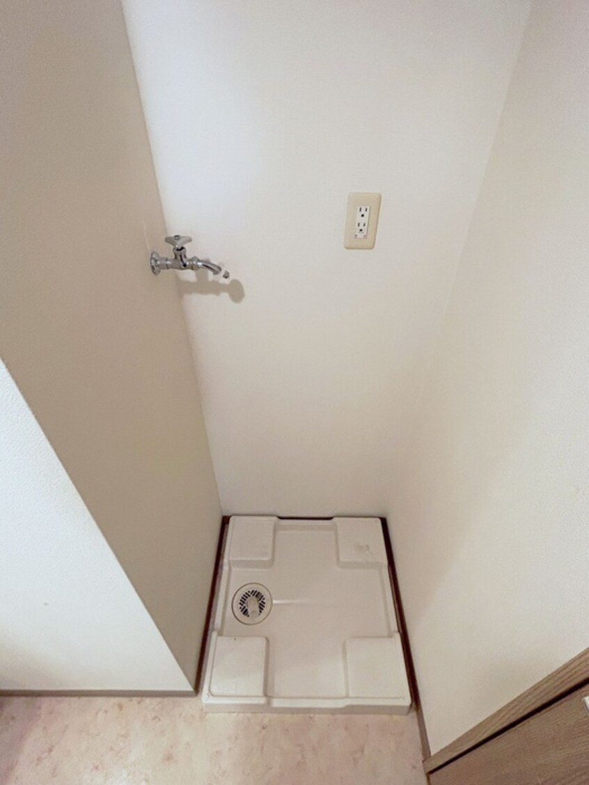 洗濯機置場 ｴｺﾛｼﾞ-千葉みなとﾚｼﾞﾃﾞﾝｽ